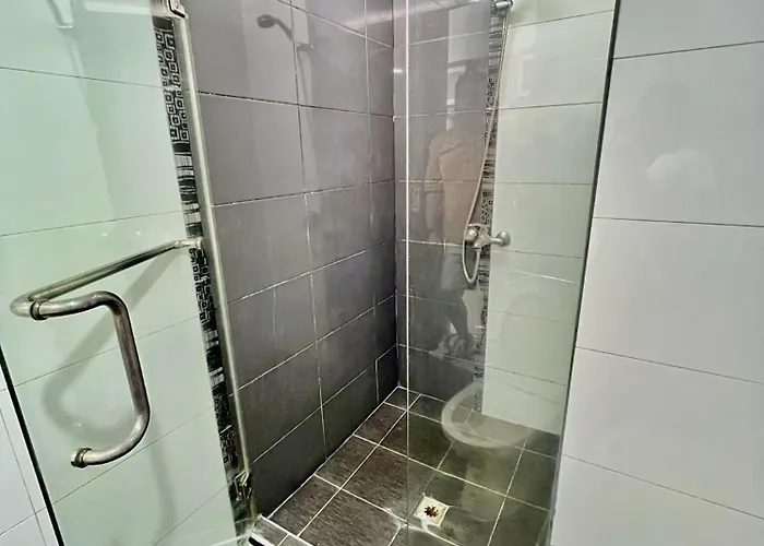 Апарт-отель Cozy And Spacious 2 Bedroom Unit Себу